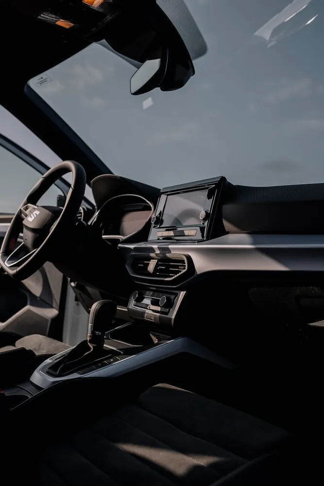 A Look at How Safety Features Affect Insurance Premium Calculations